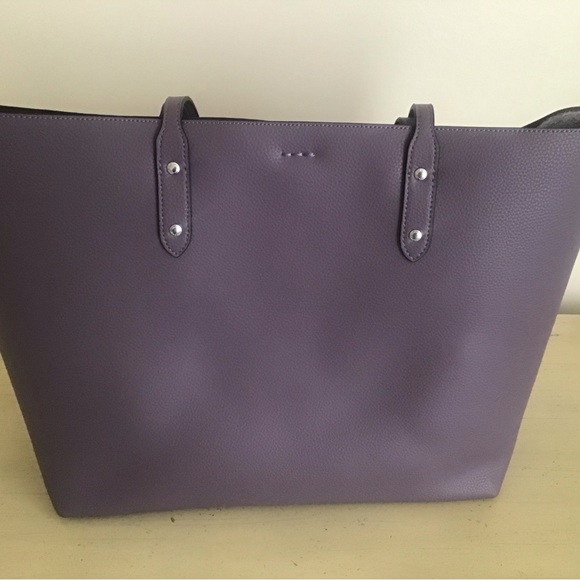 Coach Handbag - Picture 2 of 10